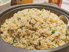 鹅肝粒香椿炒饭-茶宴·美食地标餐厅(沙坡尾店)
