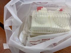 -红宝石·鲜奶小方·海派西点房(南丹店)