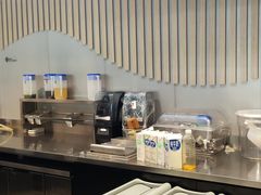 -瑞幸咖啡(写意创意中心店)