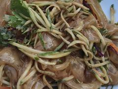 -一口猪海鲜浑锅·东北家常菜