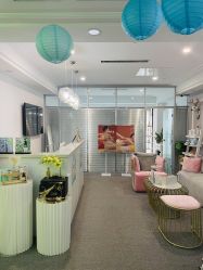 -YooMee优美智能科技美肤机构