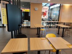 大堂-麦当劳(石坝服务区店)