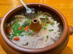 汽锅菌子肉饼-老滇山寨•云南特色菜•地方菜•民族风情歌舞表演(金碧店)