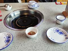 -阿婆情腊排骨火锅(金虹路店)