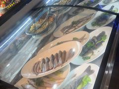 -新天明砂锅鱼头煲