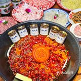 真别说，这家火锅店光是甜品就太吸引人了