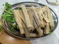 -王奋斗贵州酸汤牛肉火锅