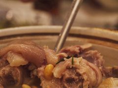 蹄髈大骨黄豆汤-小实惠嘉(威海路店)