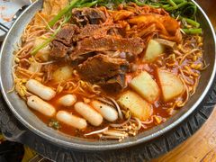 -喇喇排骨火锅·传统韩式脊骨汤(望京西园总店)