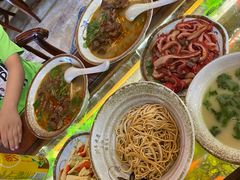 -金杨拉面王小吃面馆·牛三宝面·红烧牛肉粉