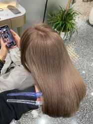 -Tloml salon