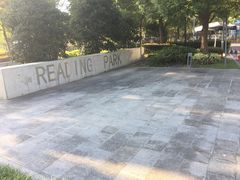 -浦东图书馆-停车场