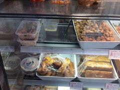 面包甜点陈列柜-娘心豆品(方庄店)