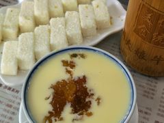 香滑凤凰奶-周大娘牛乳(旧寨古村总店)