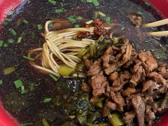 -小龙大肉面馆