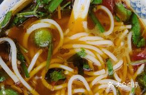 Fresh Beef Bone Soup Noodles