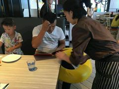 -必胜客(武汉欢乐谷店)