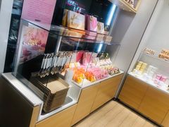 -好利来(山东路店)