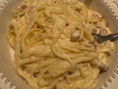 -玛格萝妮比萨屋(陆家浜路店)