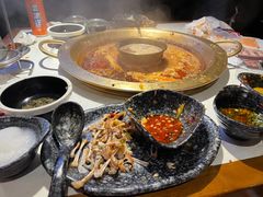 -哥老官重庆美蛙鱼头(虹口龙之梦店)