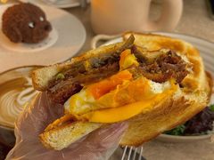 -玲婧胡同·生日蛋糕·餐厅(嘉里城店)