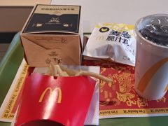 -麦当劳(军博店)