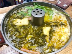 和二·酸菜肥牛面-和府捞面(北美新天地店)