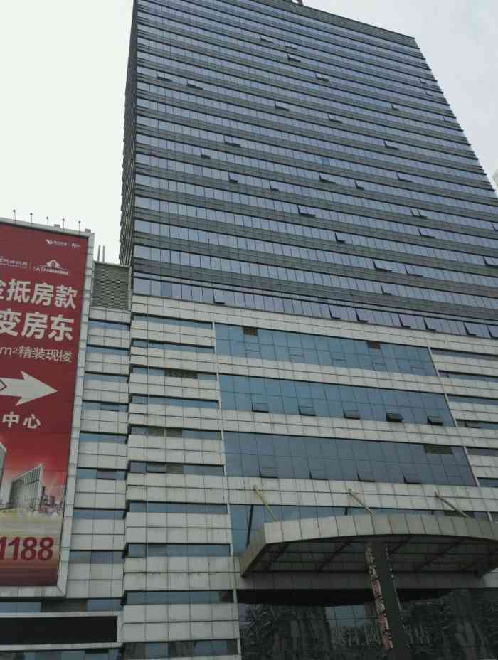 珠江国际纺织城商铺-"生意难做,纺织城附近一排商铺旺铺转让,还.