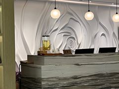 -杭州西湖湖滨银泰亚朵酒店