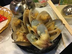 -鲜入围煮花胶鸡海鲜火锅