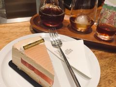蜜桃伯爵-DECAMERON十日谈(卓悦汇店)