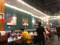 大堂-胡须佬鸡煲四季火锅店(石厦西村直营店)