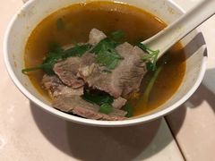 咖喱牛肉汤-东泰祥生煎馆(重庆北路店)