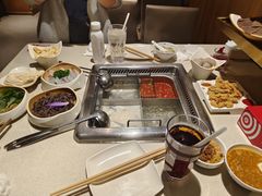 -海底捞火锅鲜切牛肉主题店(长寿路店)