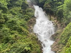 -西岭雪山大飞水景区