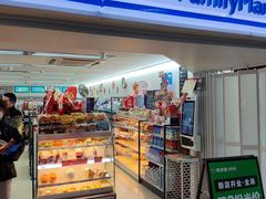 -全家便利店(杭州龙翔桥地铁站店)