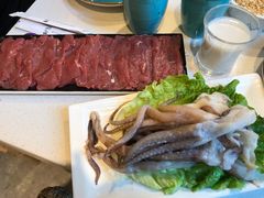 -墨居上隐·院子里火锅(峨眉店)