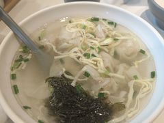 鲜肉小馄饨-馋三尺蟹粉小笼(人民广场店)
