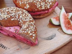 -Catch Bagel(芳草地店)