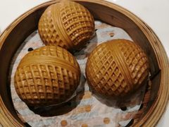 白朱古力核桃包-赏点粤式点心(广州塔店)