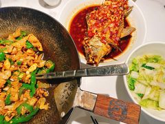 -费大厨辣椒炒肉(高铁吾悦广场店)