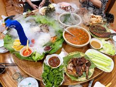 -沐毫傣泐云南菜孔雀宴•手抓饭傣味烧烤(曼听公园店)