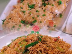 -四川小胡子海鲜(丁村万人海鲜广场店)