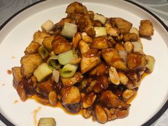 宫爆鸡丁-雲蜀龙阁·金牌水煮鱼(方庄店)