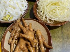 -黄潇洒老火锅(九眼桥宏济巷店)