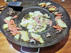 -贵州烙锅(兆丰弄店)