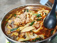 传家原味小锅宽面-元吉老一碗小锅米线(胜利广场店)