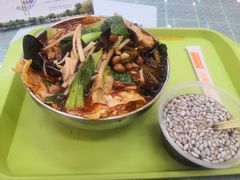 -红鼻子桂林米粉(金唐新光界店)