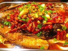 -鸣记脆皮烤鱼·海鲜烤鱼(马栏店)