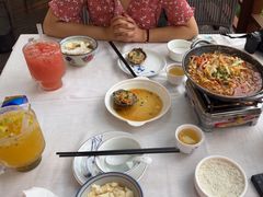-美人鱼悬崖海景餐厅(鹿嘴山庄店)